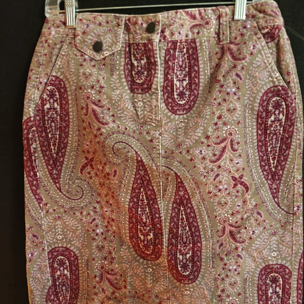 Skirt